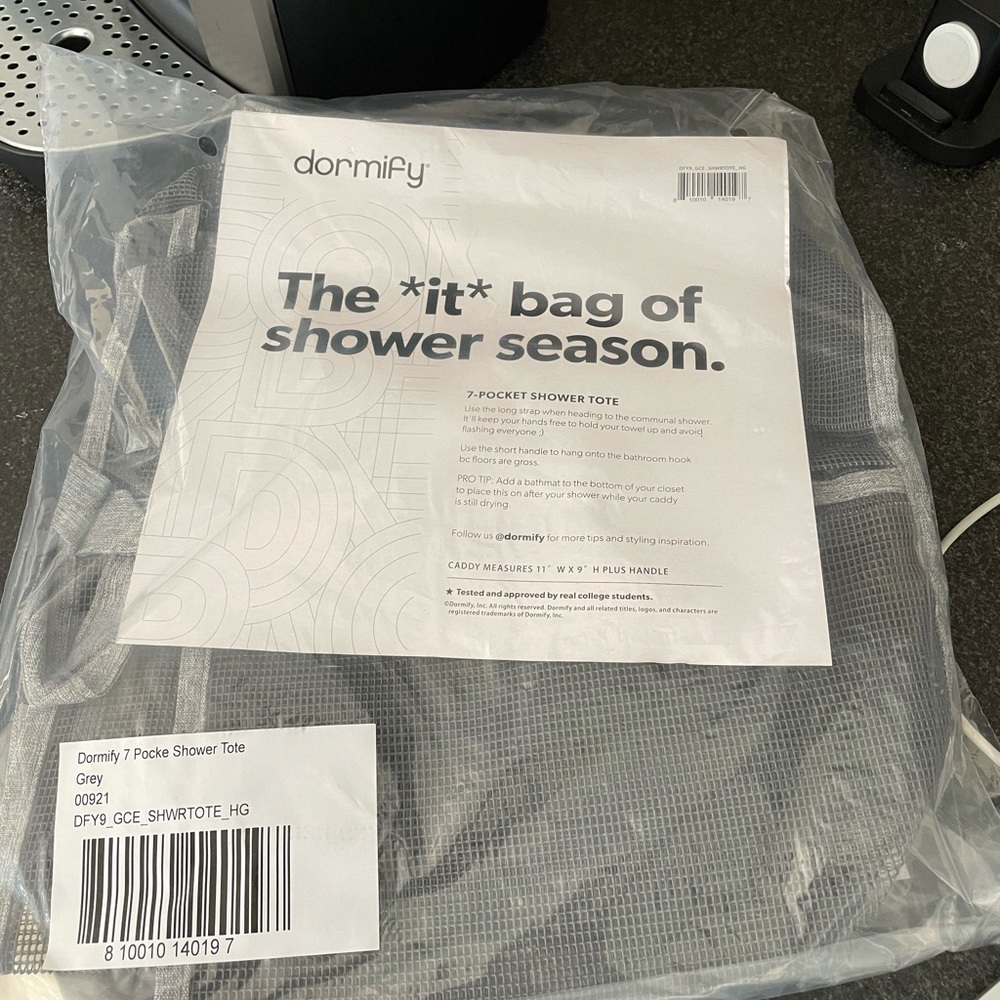 Dormify 7 pocket shower tote grey